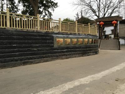 顺庆区罗瑞卿纪念馆防腐木护栏